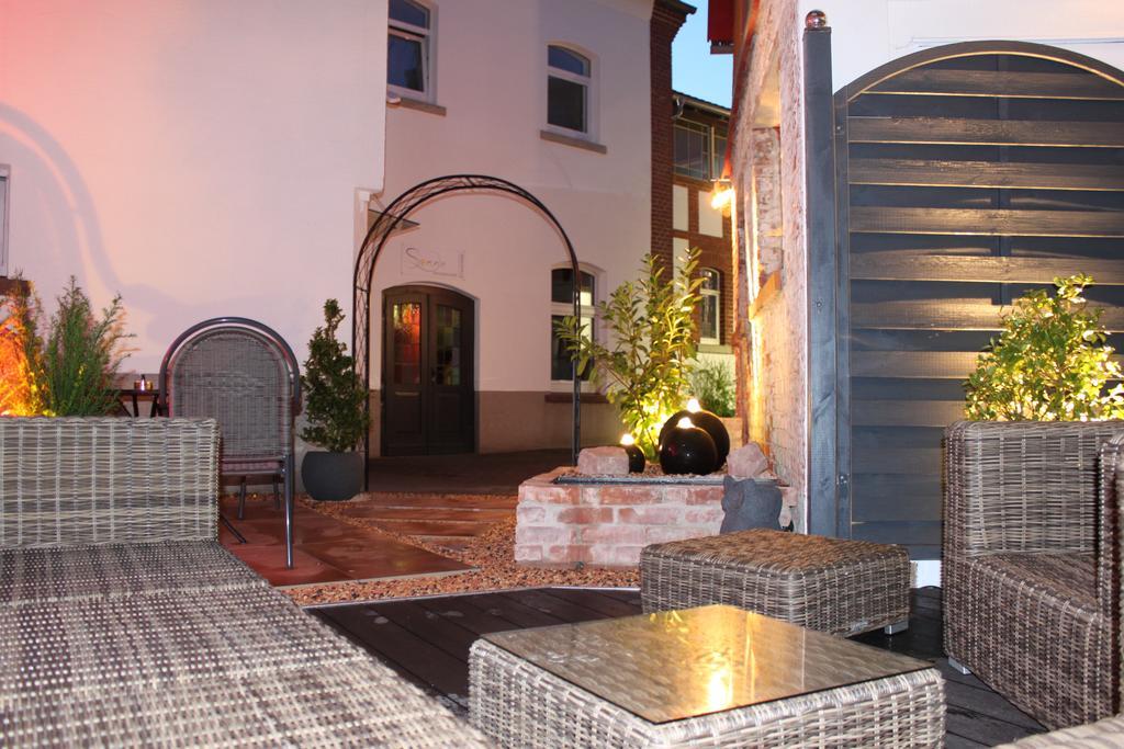 Zur Sonne "Gasthaus-Bar-Events" Poppenhausen Kültér fotó